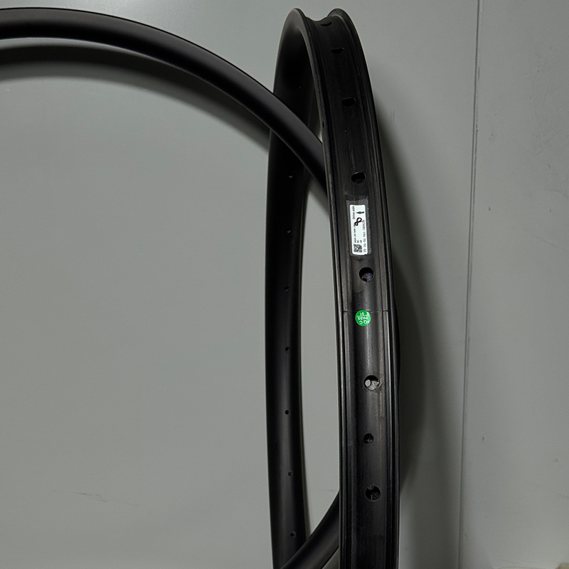 2-piece 29 inch Carbon Mountai - đánh giá và giá Mountain Biking Trails
